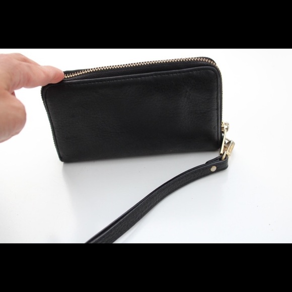 Michael Kors wrislet - Picture 5 of 10